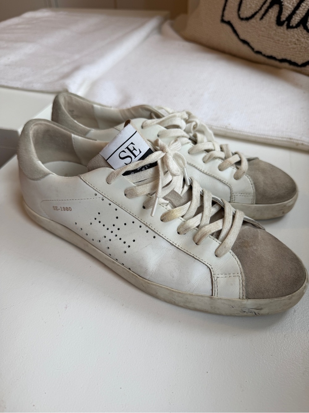 Women’s Sam Edelman Low-Top Leather Sneakers